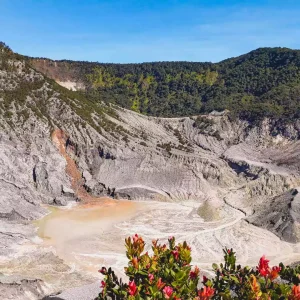 villa lembang untuk rombongan